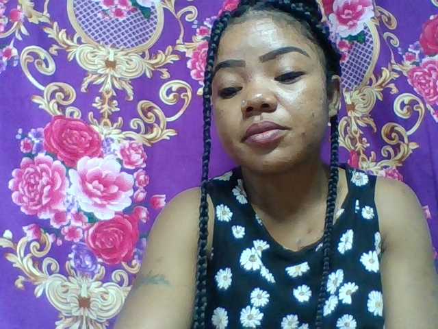 Elyah1a live cam on BongaCams