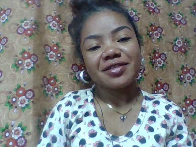 Elyah1a live cam on BongaCams