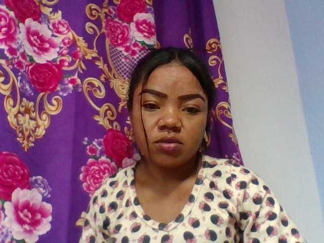 Elyah1a live cam on BongaCams