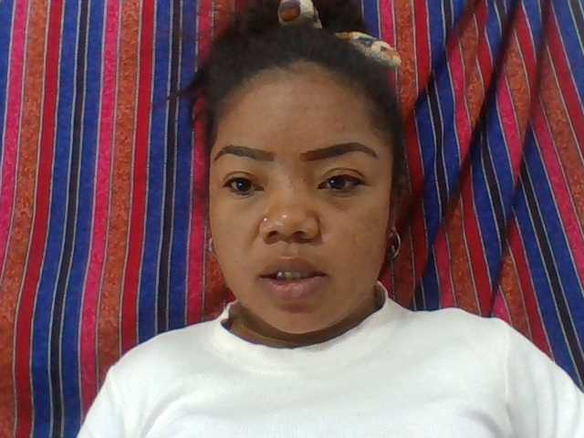 Elyah1a live cam on BongaCams