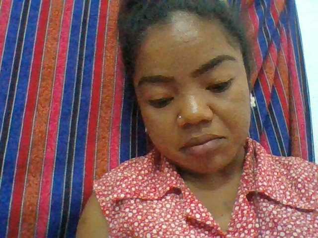 Elyah1a live cam on BongaCams