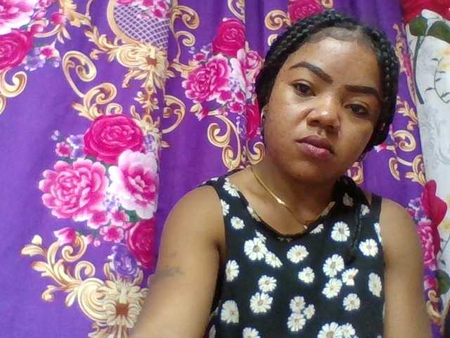 Elyah1a live webcam show