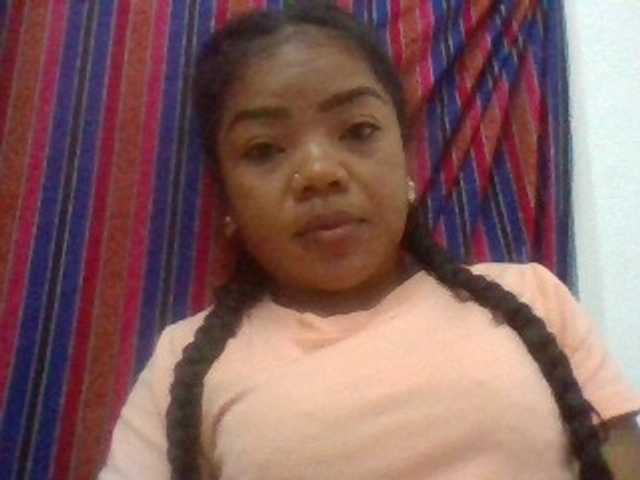 Elyah1a live cam on BongaCams