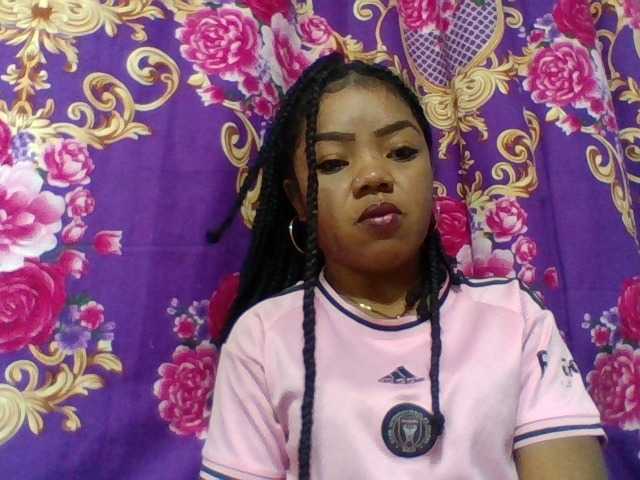 Elyah1a Cam en directo en BongaCams