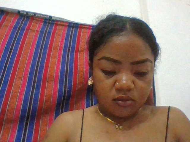 Elyah1a live cam on BongaCams