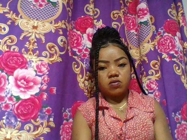 Elyah1a live cam on BongaCams