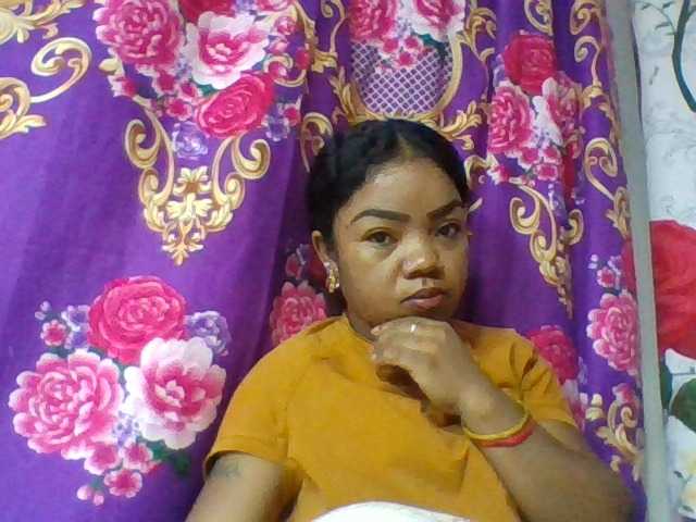 Elyah1a live cam on BongaCams