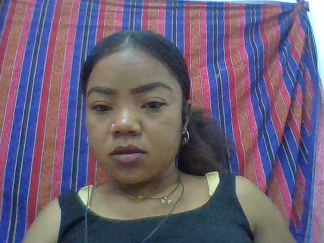 Elyah1a live cam on BongaCams