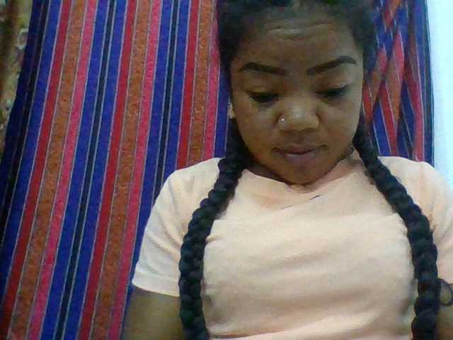 Elyah1a live cam on BongaCams