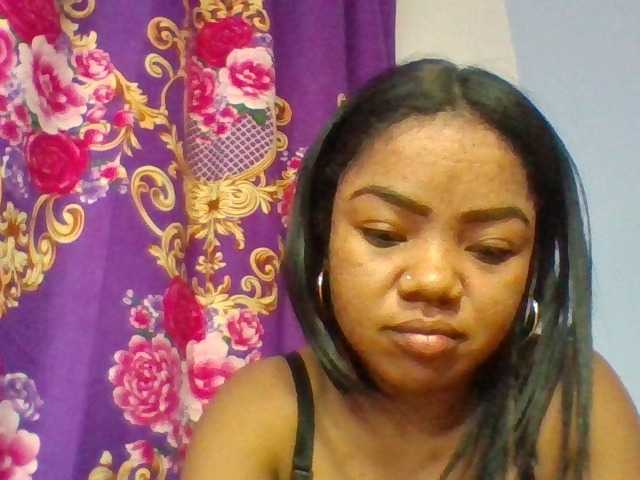 Elyah1a live cam on BongaCams
