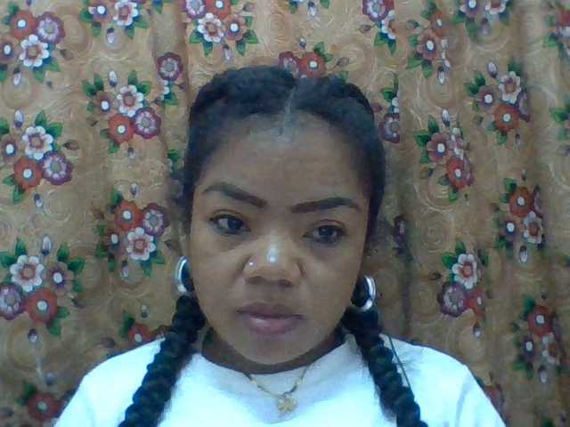 Elyah1a live cam on BongaCams