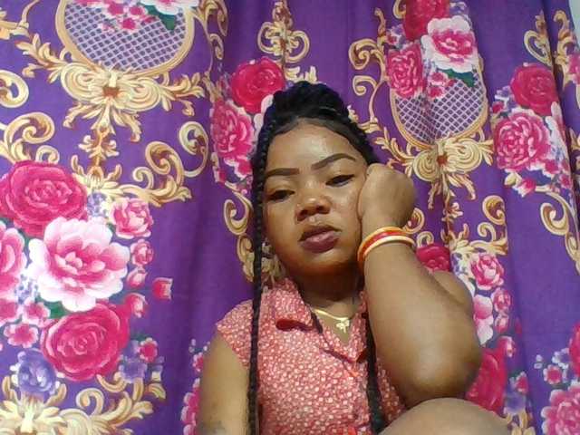 Elyah1a live cam on BongaCams
