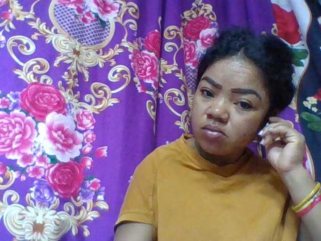 Elyah1a live cam on BongaCams