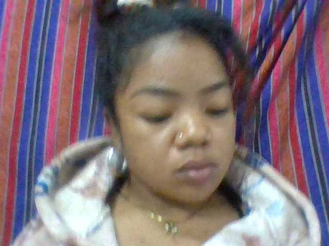 Elyah1a live cam on BongaCams