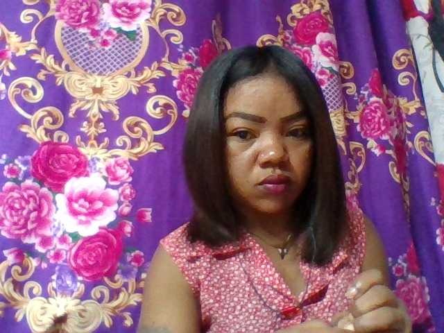 Elyah1a live cam on BongaCams