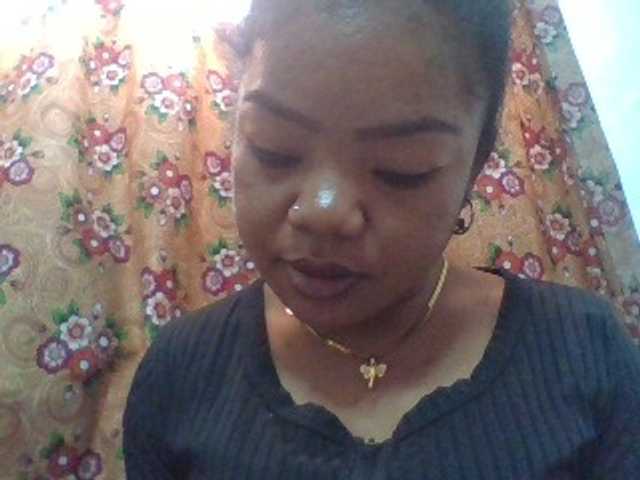 Elyah1a, live now on BongaCams