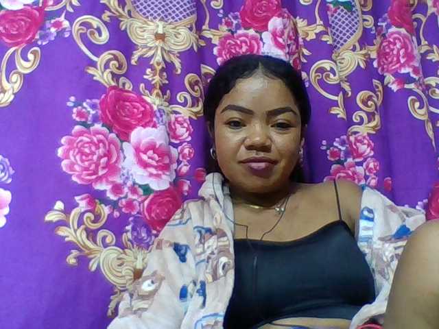 Elyah1a live cam on BongaCams