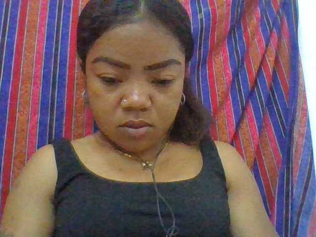 Elyah1a live cam on BongaCams