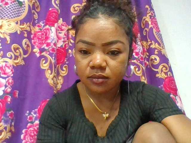 Elyah1a live cam on BongaCams