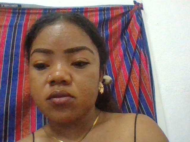 Elyah1a live cam on BongaCams
