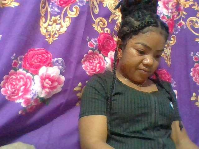 Elyah1a live cam on BongaCams