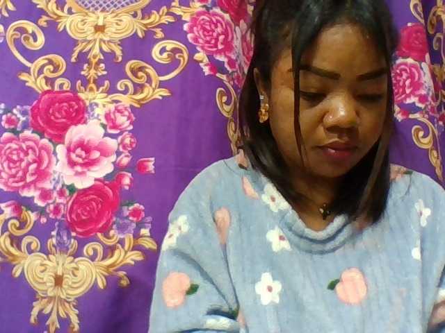 Elyah1a live cam on BongaCams