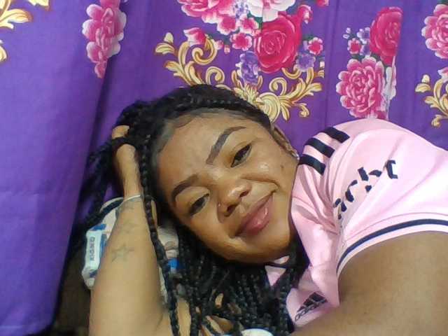 Elyah1a live cam on BongaCams