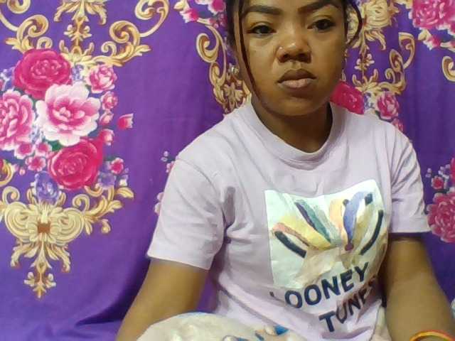 Elyah1a live cam on BongaCams