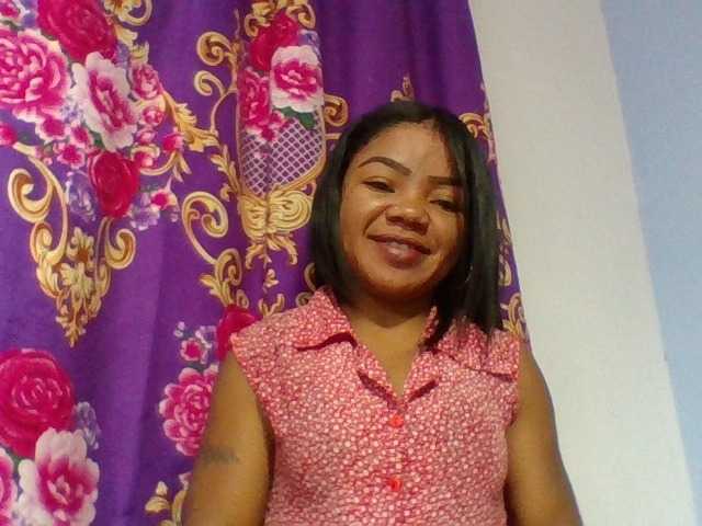 Elyah1a live cam on BongaCams