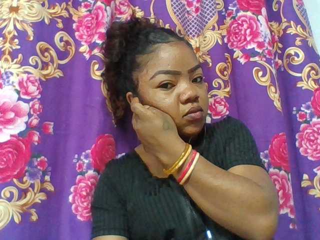Elyah1a live cam on BongaCams