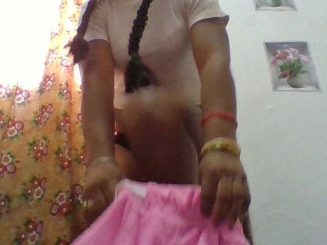 Elyah1a live cam on BongaCams