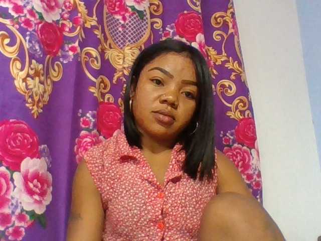 Elyah1a live cam on BongaCams