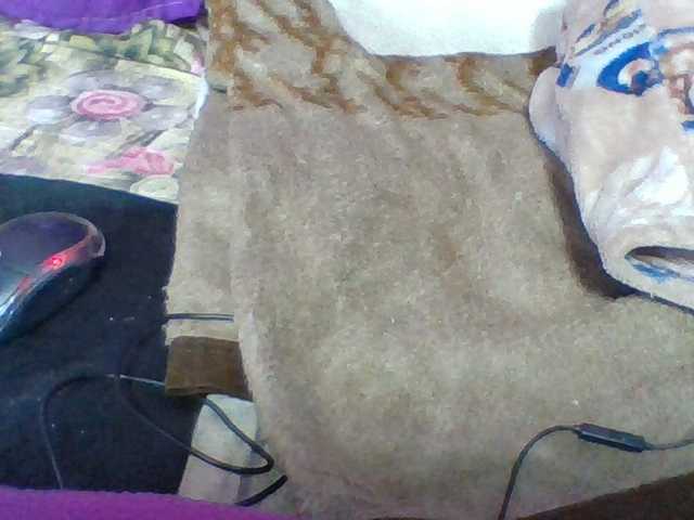 Elyah1a live cam on BongaCams