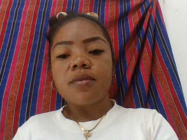 Elyah1a live cam on BongaCams