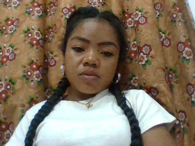 Elyah1a live cam on BongaCams