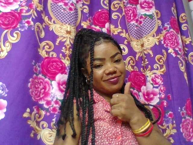 Elyah1a live cam on BongaCams