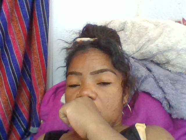 Elyah1a live cam on BongaCams