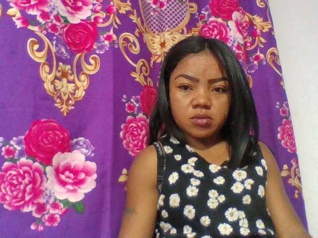 Elyah1a live cam on BongaCams