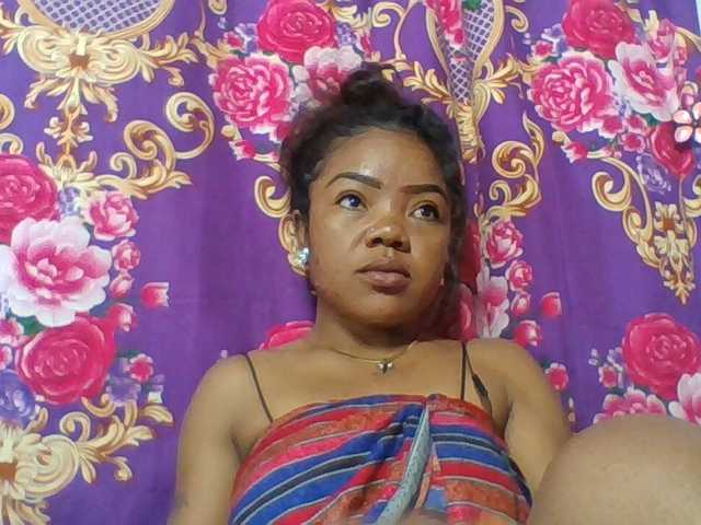 Elyah1a live cam on BongaCams
