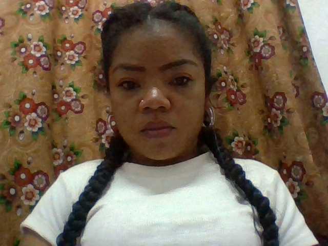 Elyah1a live cam on BongaCams