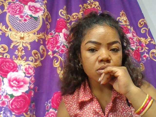 Elyah1a live cam on BongaCams