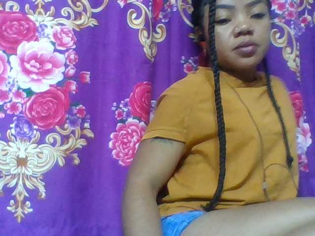 Elyah1a live cam on BongaCams