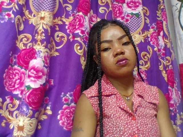 Elyah1a live webcam show