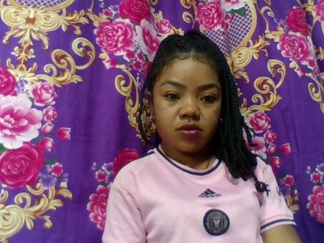 Elyah1a live webcam show