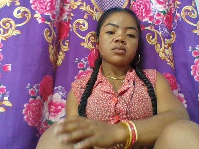 Elyah1a live cam on BongaCams