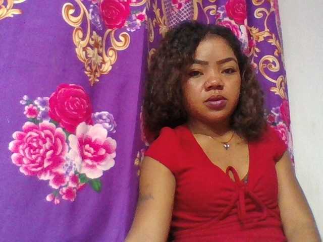 Elyah1a live cam on BongaCams