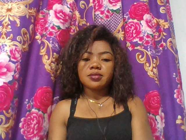 Elyah1a live cam on BongaCams