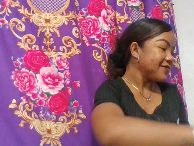 Elyah1a live cam on BongaCams