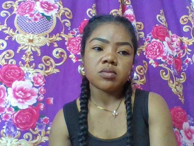 Elyah1a live cam on BongaCams