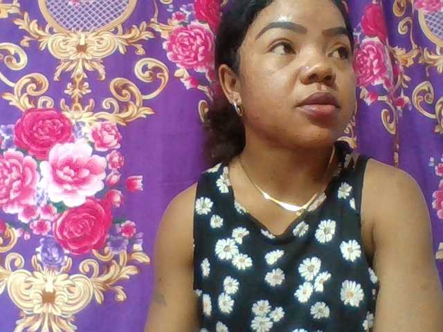 Elyah1a live cam on BongaCams